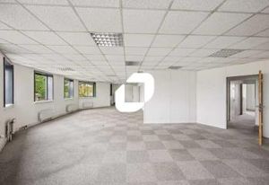 Location bureaux Massy - Proximité gares TGV, RER B et C, et autoroutes A6, A10, N20