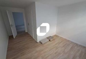 Vente bureau Suresnes - Proche centre-ville, tramway, gare SNCF