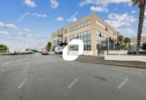 Location bureaux Noisy-le-Sec - Proche RER E, bus et Nationale N3