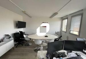 Location bureaux Igny - Proximité autoroutes A6, A10 et N118