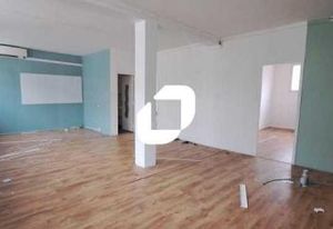 Location locaux d'activité Montreuil - Proche bus Danton