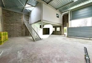 Local d'activité à vendre Plaisir - Proche N12 et A12