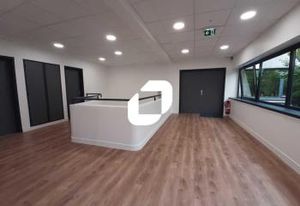 Bureaux à vendre Plaisir, ZA Sainte Apolline, proche N12 et A12