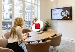 Bureaux rénovés Place des Victoires - Paris 2 - Métro Bonne Nouvelle