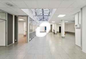 Location bureaux Paris 20 - Proche métro Porte de Montreuil et tramway T3b