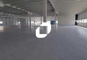 Location bâtiment indépendant La Plaine Saint-Denis - Proche transports