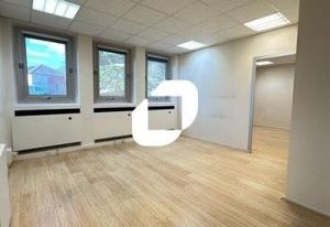 Location bureaux Marly-le-Roi - Proche autoroutes A13, A86 et gare