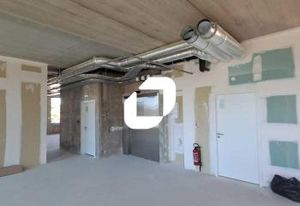 Location bureaux Versailles - Satory - Proche gare et autoroute