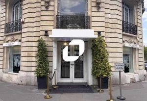 Local commercial à louer Paris 16 - Proche Alma-Marceau