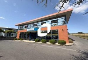 Location bureaux Vigny - Proche D14, bus et train