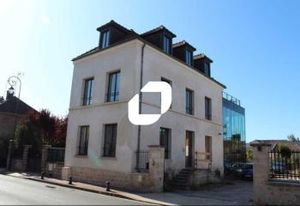 Location bureaux L'Isle-Adam - Proximité gare, bus et autoroute