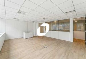 Location bureaux Levallois-Perret - Proche métro et tram