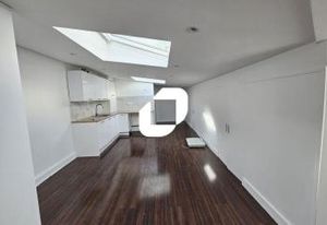 Location bureau Versailles - Quartier Notre-Dame - Proche autoroutes et gare