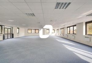 Location bureaux Lognes - Proche RER A et autoroutes
