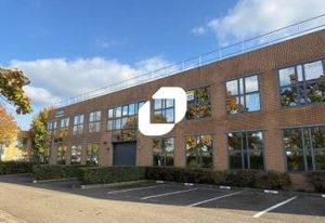 Location bureaux Montigny-le-Bretonneux - Proche gares et autoroutes