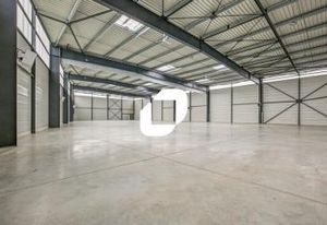 Location locaux d'activités Stains - Proche transports et autoroutes