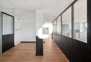 Location bureaux Le Chesnay - Proche Parly 2, bus et autoroute A13/A12