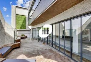 Bureaux duplex Courbevoie - Vue exceptionnelle, proche gare
