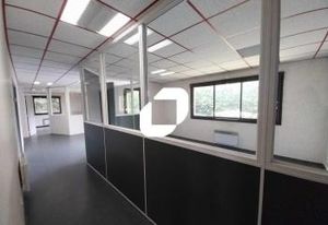 Location bureaux Boissy-l'Aillerie - Proche A15 et gare SNCF