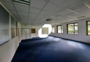 Location bureaux Villebon-sur-Yvette - Proche RER Massy-Palaiseau et A10