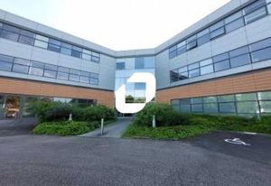 Location bureaux Élancourt - Accès N10 et N12
