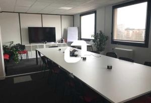 Vente bureaux Guyancourt - Proche autoroute A12 et RER C