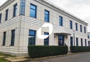 Location bureaux Créteil - Proche métro Pointe du Lac et RN6