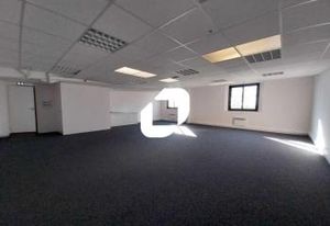Location bureaux Rambouillet - Proche N10, RER C et gare SNCF