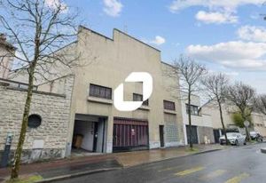 Local d'activité à louer Gentilly - Accès transports en commun et périphérique