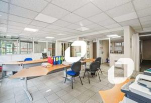 Bureaux à vendre Ivry-sur-Seine - Proche métro Mairie d'Ivry