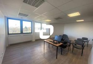 Location bureaux Osny - Proche RN14, A15 et gare SNCF