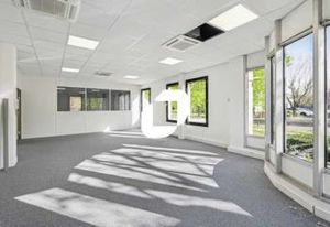 Vente bureaux Gennevilliers - RER C et Tram T1 à proximité