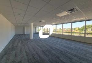 Location bureaux Massy - 500 m gare RER B, C, TGV