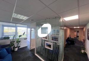 Location bureaux Magny-le-Hongre proche RER A et A4