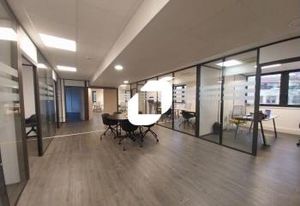 Location bureaux Montigny-le-Bretonneux - Proche RER et SNCF