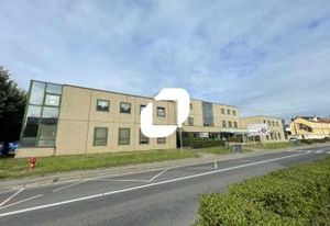 Location bureaux Viry-Châtillon - Proche A6, N7, N104 et RER