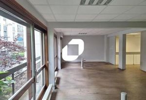 Location bureaux Paris 15 - Proche métro Charles Michels