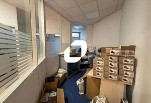 Location local commercial Montigny-le-Bretonneux - Proche gare SQY