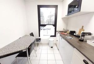 Vente bureaux Magny-les-Hameaux - Proche centre-ville et A12