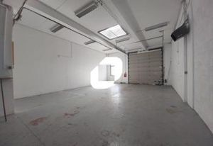 Local d'activité à louer La Verrière - Proche N10 et gare