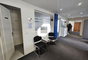 Location bureaux Versailles - Proche Château et gare Rive Droite