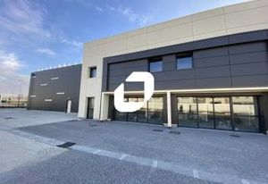 Location local d'activité Le Mesnil-Amelot - Proche Roissy-CDG et A104