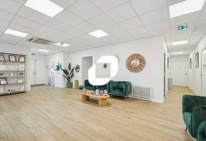 Bureaux louer Cachan - Proche RER B, métro 4 et future ligne 15