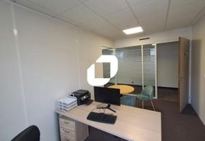 Location bureaux Rueil-Malmaison - Proche RER A et axes routiers