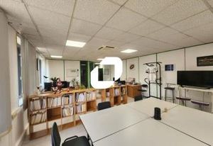 Bureaux à louer Saint-Germain-en-Laye - Proche tramway et gare