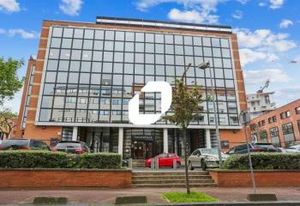 Bureaux à louer Issy-les-Moulineaux - Proche RER C et Tram T2