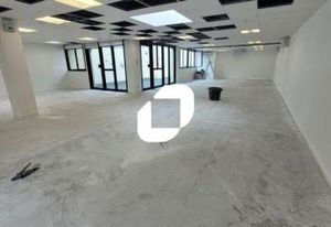 Bureaux à louer Boulogne-Billancourt - Proche métro et bus