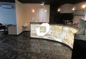 Location local commercial Versailles - Proche RER Porchefontaine