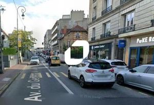 Location local commercial Maisons-Laffitte centre - RER proche
