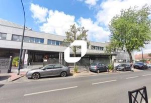 Location bureaux Saint-Maur-des-Fossés - Proche RER A, bus et autoroutes